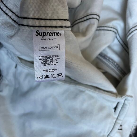 Supreme 2018 Vibrations Corduroy Trucker Jacket sz Large Black & White Men’s - Picture 8 of 9